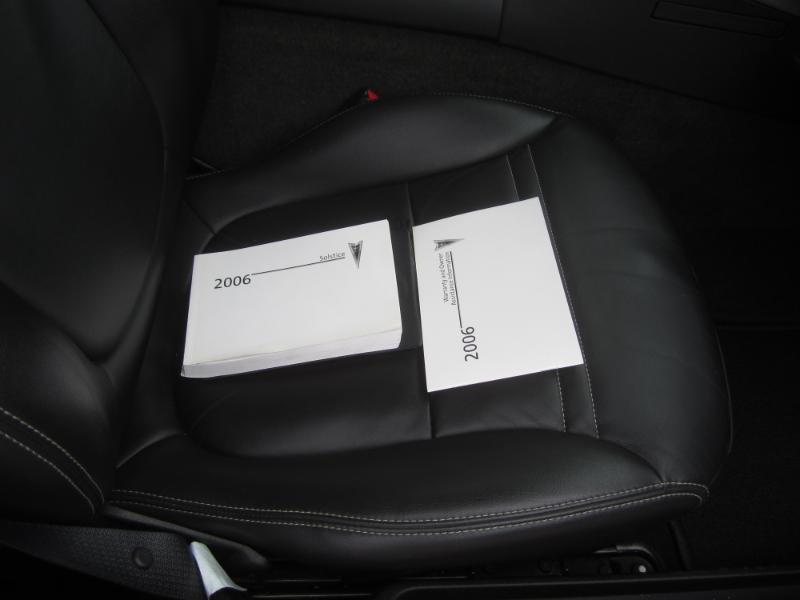 Pontiac Solstice 2dr Convertible 2006