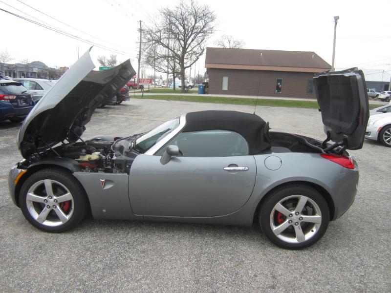 Pontiac Solstice 2dr Convertible 2006