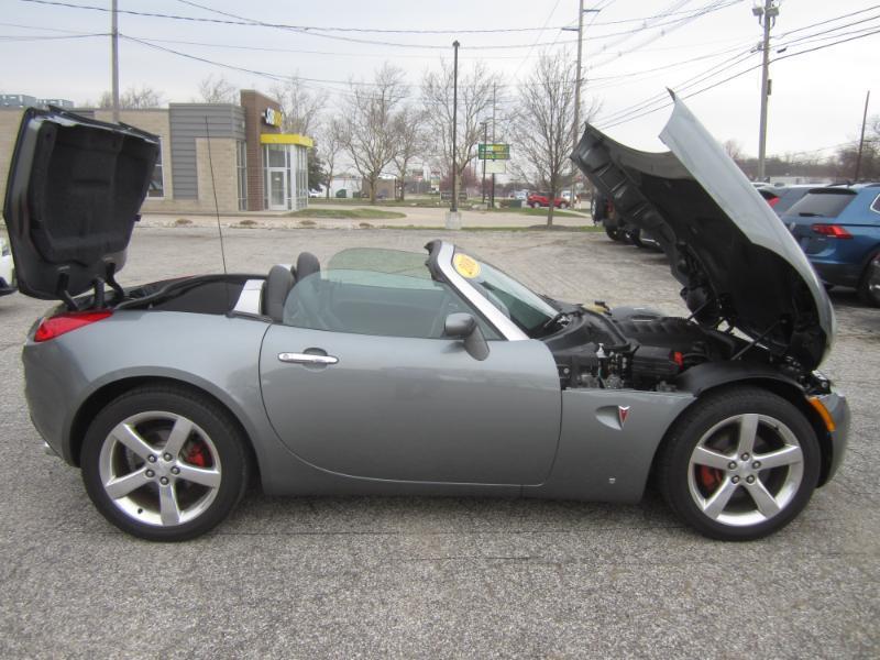 Pontiac Solstice 2dr Convertible 2006