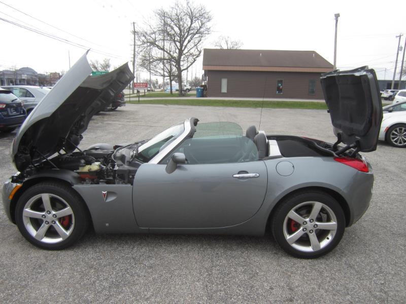 Pontiac Solstice 2dr Convertible 2006