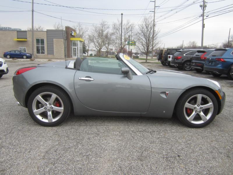 Pontiac Solstice 2dr Convertible 2006