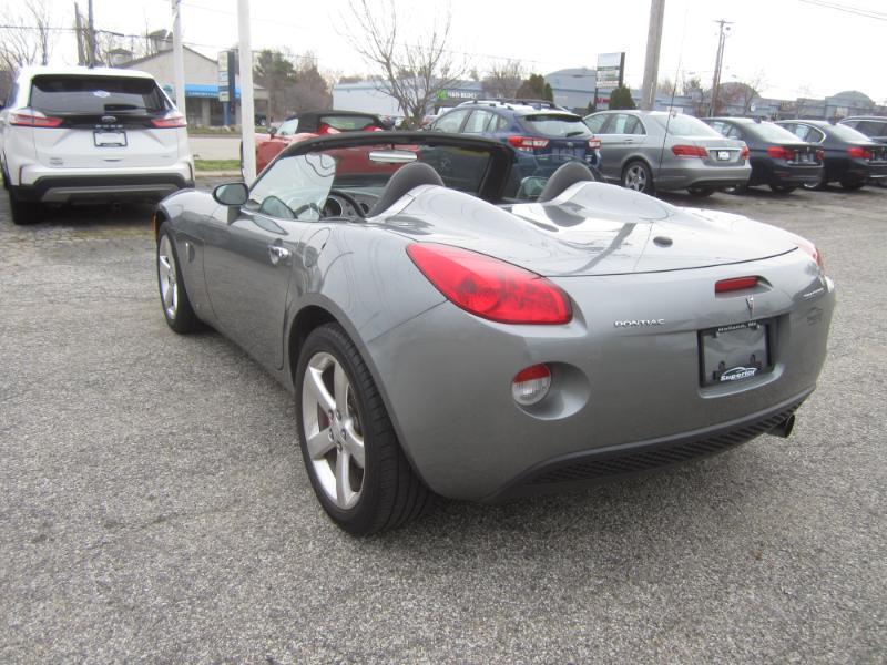 Pontiac Solstice 2dr Convertible 2006