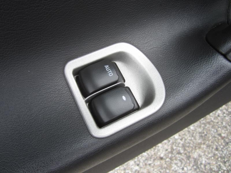 Pontiac Solstice 2dr Convertible 2006