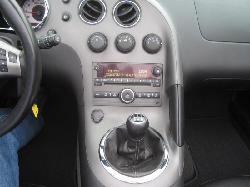 Pontiac Solstice 2dr Convertible 2006