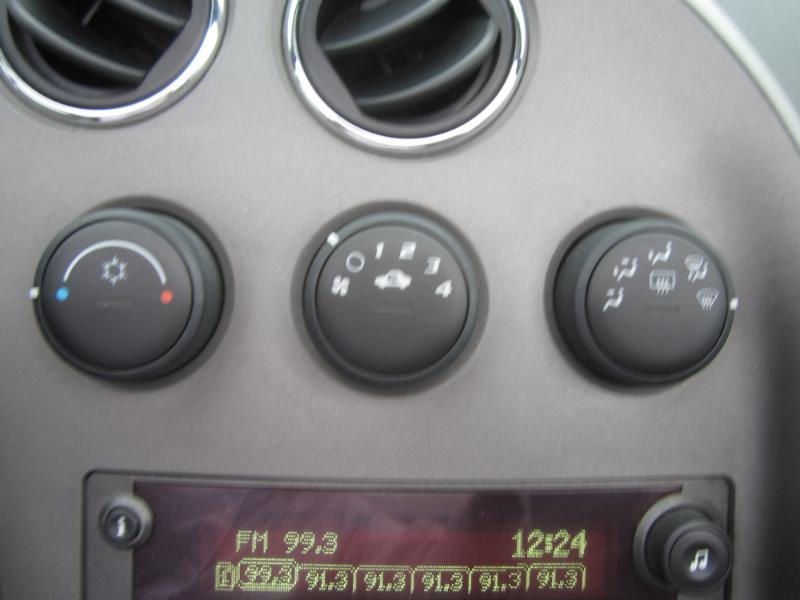 Pontiac Solstice 2dr Convertible 2006