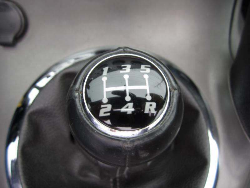 Pontiac Solstice 2dr Convertible 2006