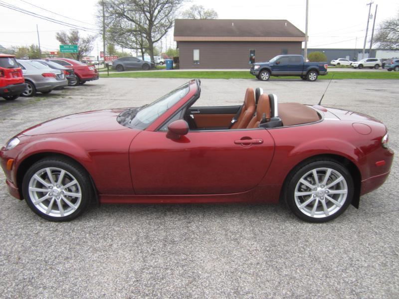 Mazda MX-5 Miata 2dr Conv Auto Grand Touring 2008