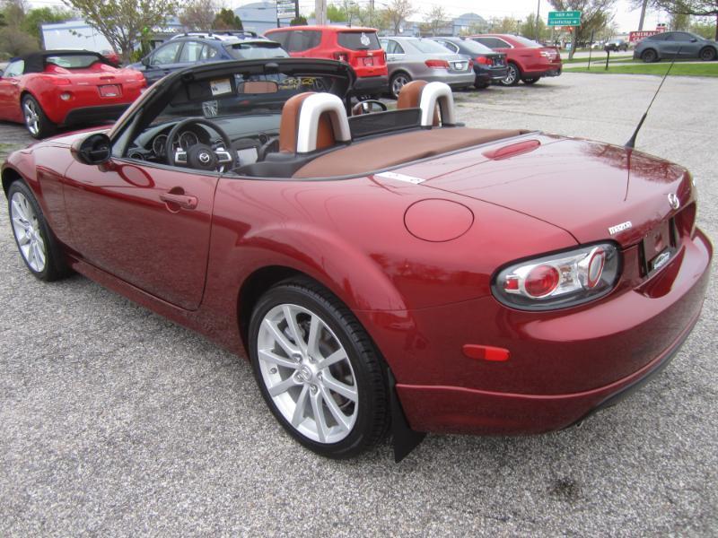 Mazda MX-5 Miata 2dr Conv Auto Grand Touring 2008