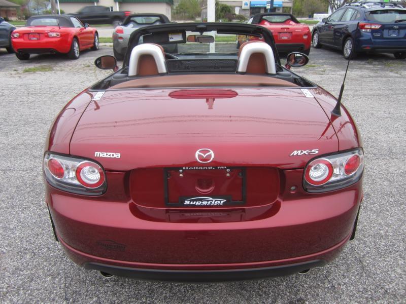 Mazda MX-5 Miata 2dr Conv Auto Grand Touring 2008