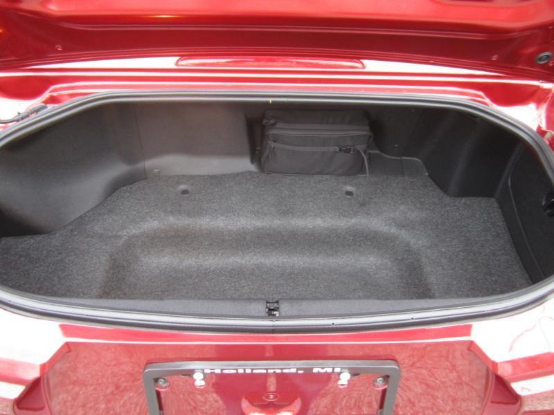 Mazda MX-5 Miata 2dr Conv Auto Grand Touring 2008