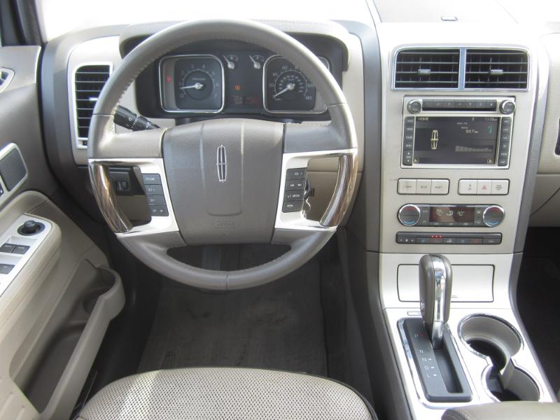 Lincoln MKX AWD 4dr 2009
