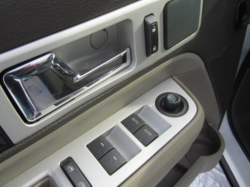 Lincoln MKX AWD 4dr 2009