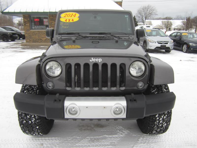 Jeep Wrangler 4WD 4dr Unlimited Sahara 2014