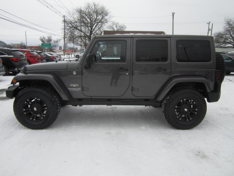 Jeep Wrangler 4WD 4dr Unlimited Sahara 2014