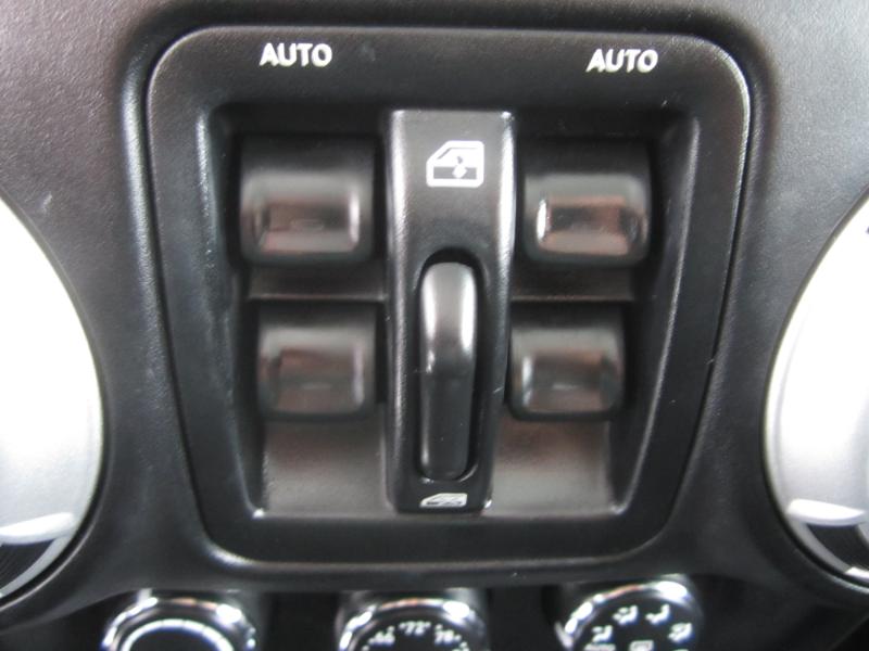 Jeep Wrangler 4WD 4dr Unlimited Sahara 2014