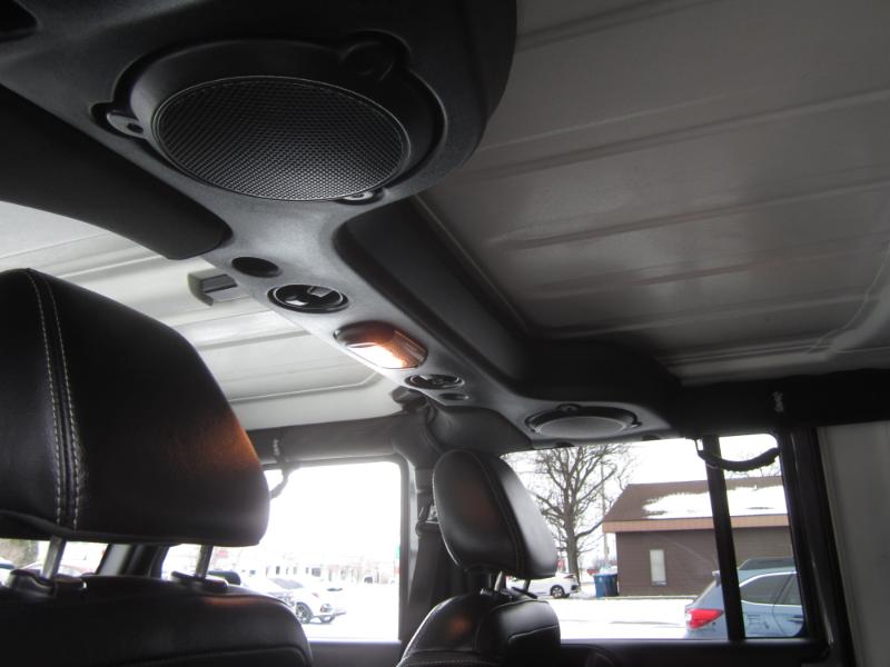 Jeep Wrangler 4WD 4dr Unlimited Sahara 2014