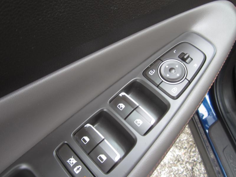 Hyundai Santa Fe SEL 2.0T w/Convenience and Premium Packages 2020