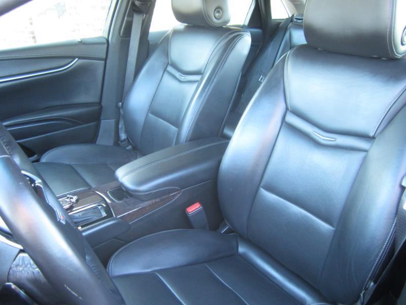 Cadillac XTS 4dr Sdn FWD 2017