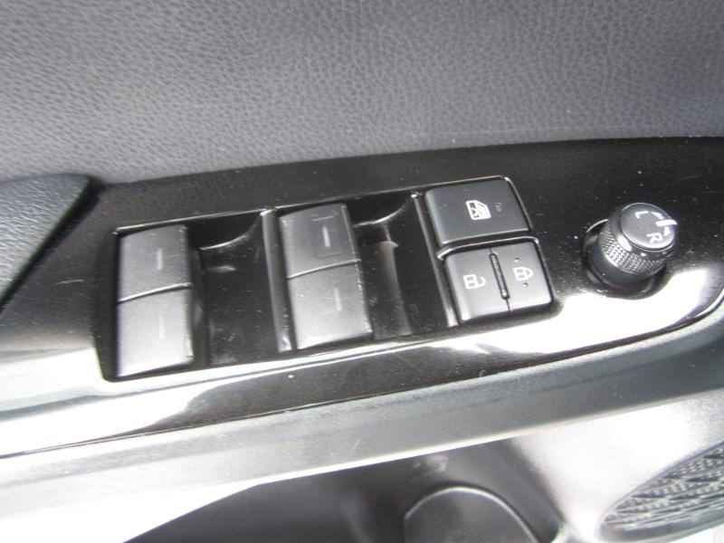 Toyota Prius XLE 2020