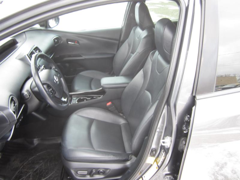 Toyota Prius XLE 2020