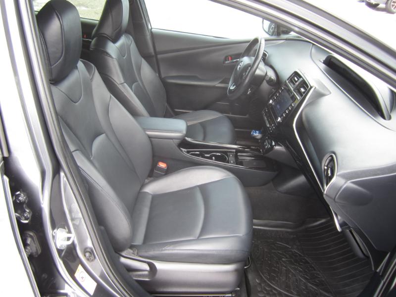 Toyota Prius XLE 2020