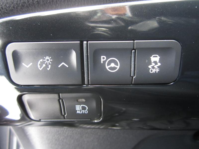 Toyota Prius XLE 2020