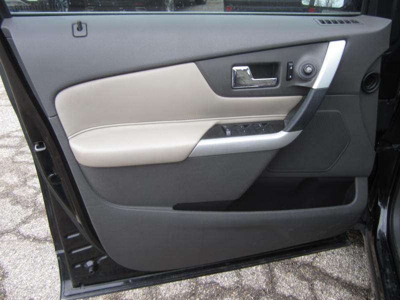 Ford Edge 4dr Limited FWD 2013