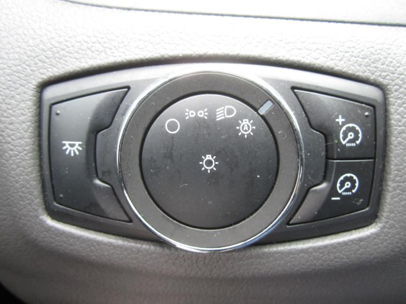 Ford Edge 4dr Limited FWD 2013