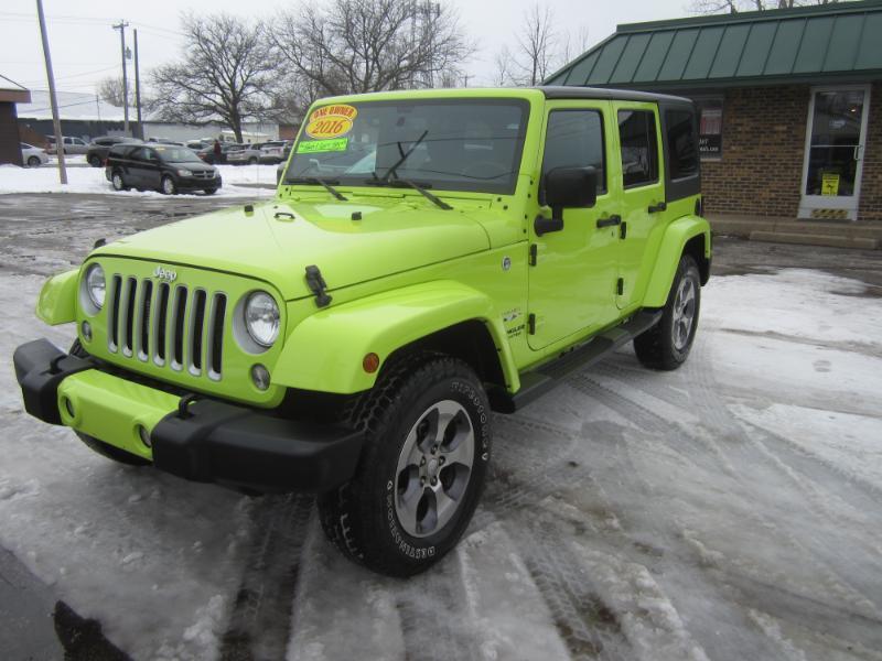 Jeep Wrangler 4WD 4dr Unlimited Sahara 2016