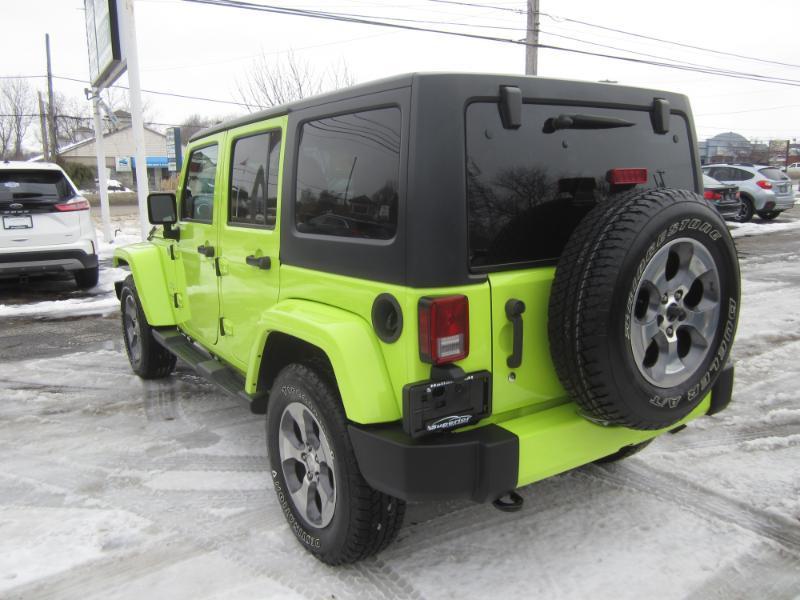 Jeep Wrangler 4WD 4dr Unlimited Sahara 2016
