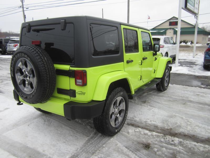 Jeep Wrangler 4WD 4dr Unlimited Sahara 2016