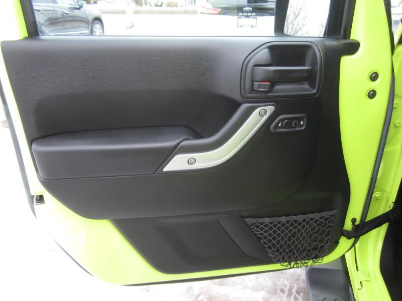 Jeep Wrangler 4WD 4dr Unlimited Sahara 2016