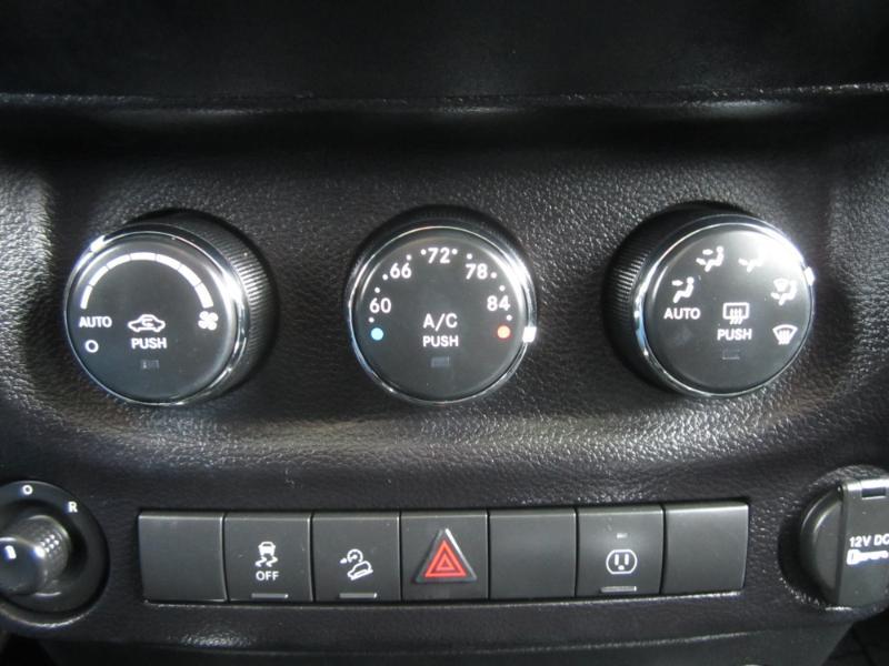 Jeep Wrangler 4WD 4dr Unlimited Sahara 2016