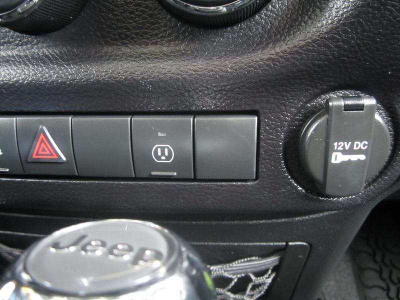 Jeep Wrangler 4WD 4dr Unlimited Sahara 2016