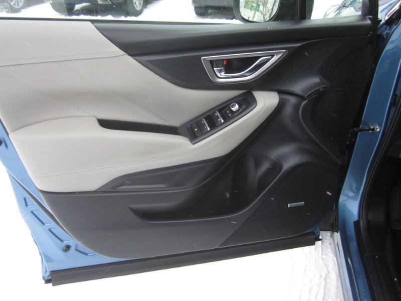 Subaru Forester 2.5i Limited w/EyeSight Pkg 2020