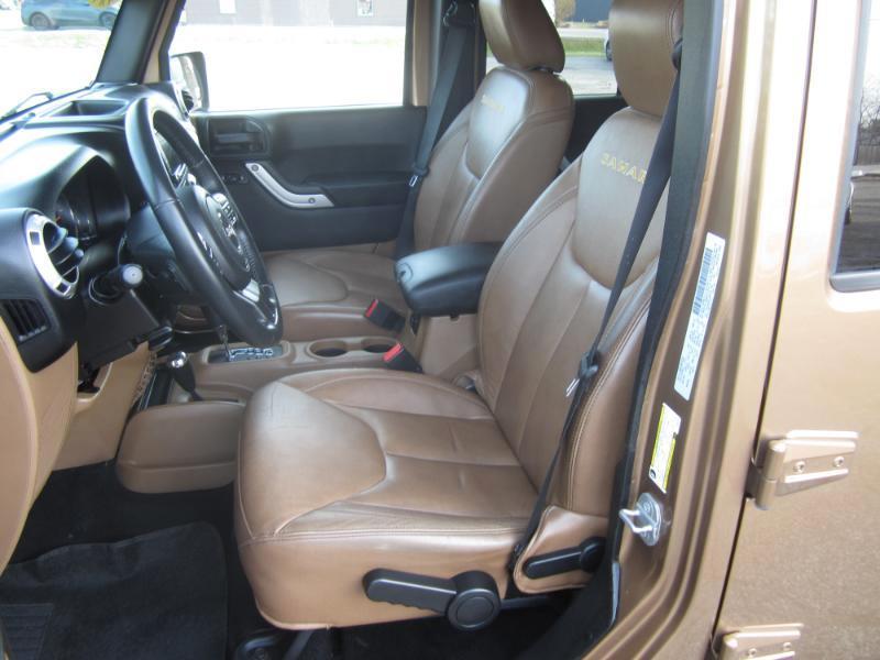 Jeep Wrangler 4WD 4dr Unlimited Sahara 2015