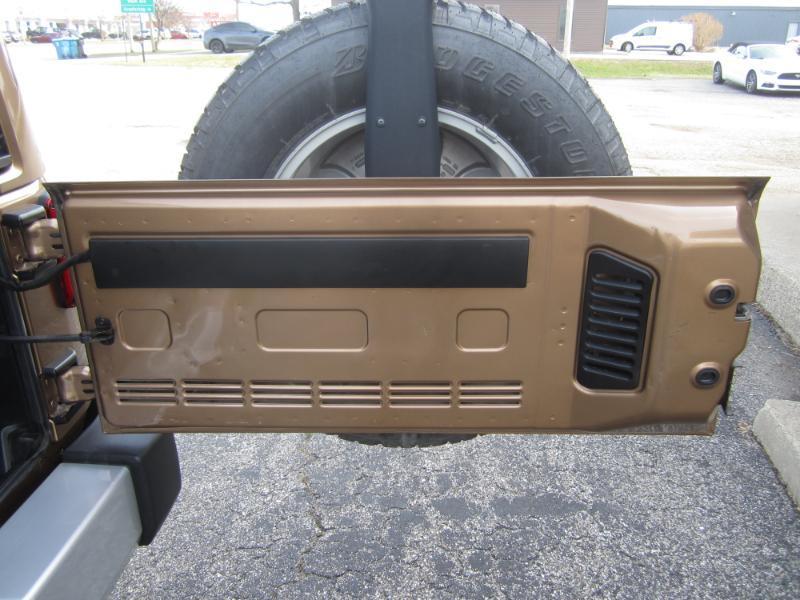 Jeep Wrangler 4WD 4dr Unlimited Sahara 2015