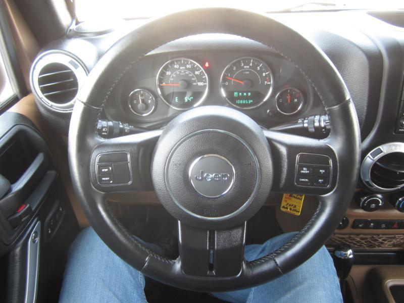 Jeep Wrangler 4WD 4dr Unlimited Sahara 2015