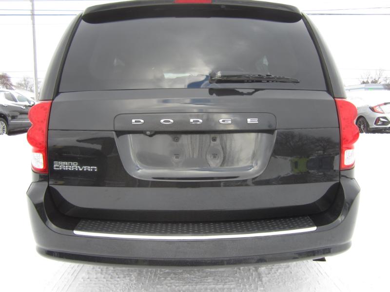 Dodge Grand Caravan SE 2016