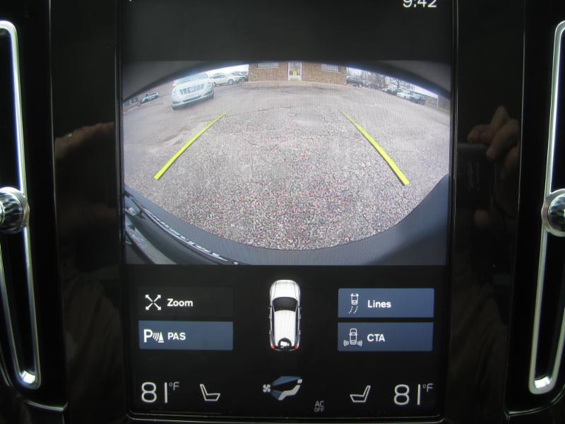 Volvo XC40 T5 Momentum AWD 2021