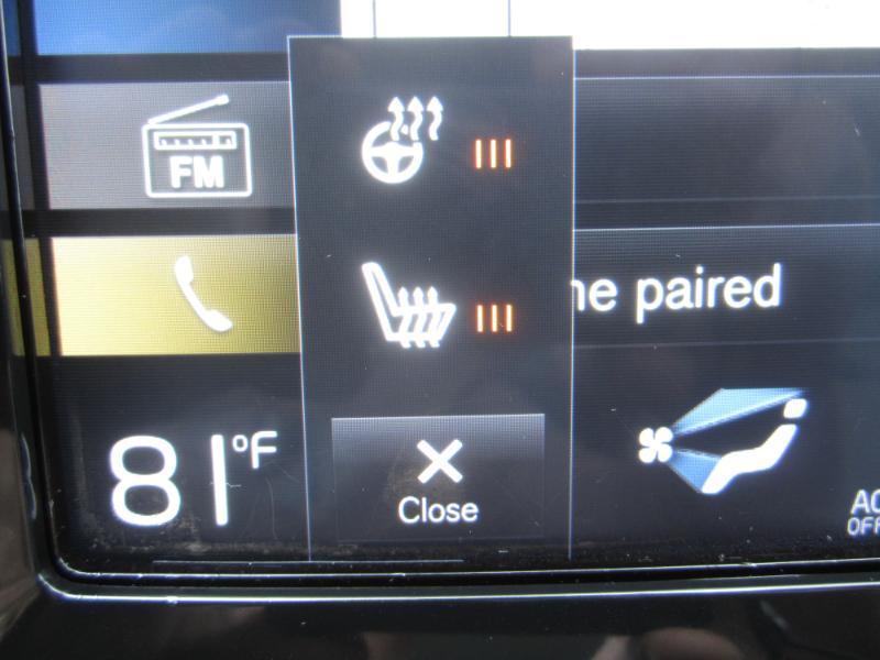 Volvo XC40 T5 Momentum AWD 2021