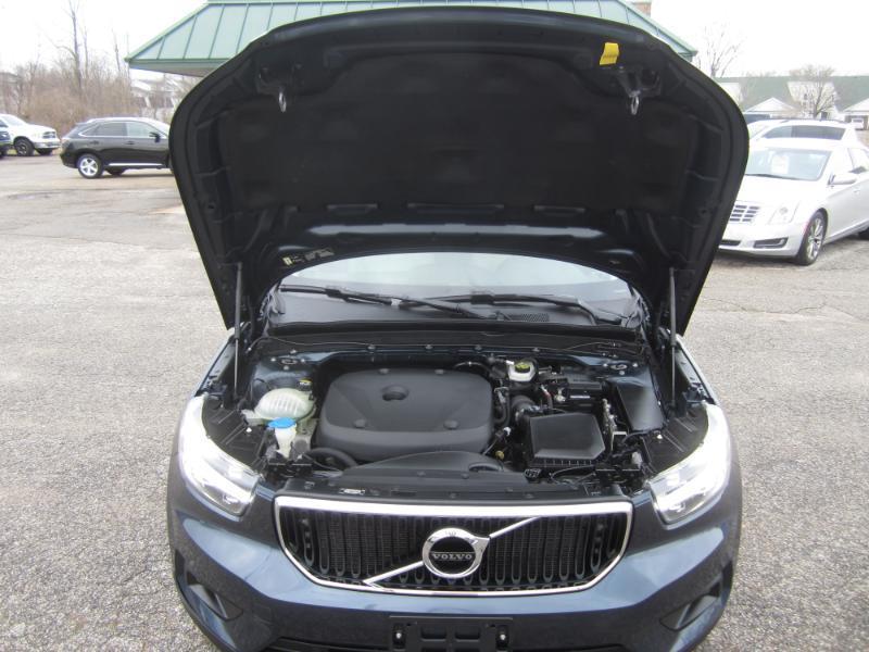 Volvo XC40 T5 Momentum AWD 2021