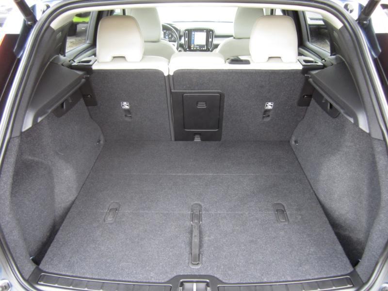 Volvo XC40 T5 Momentum AWD 2021