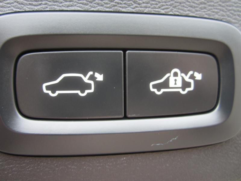 Volvo XC40 T5 Momentum AWD 2021