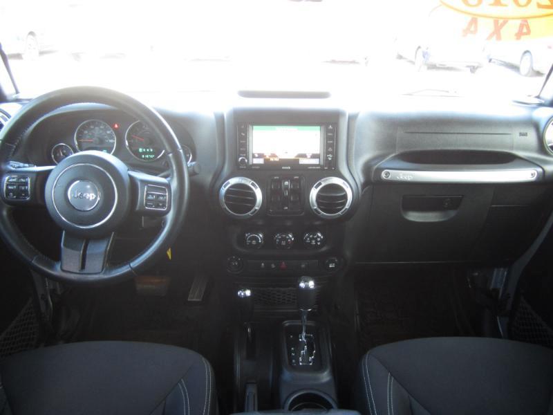 Jeep Wrangler 4WD 4dr Unlimited Sahara 2015