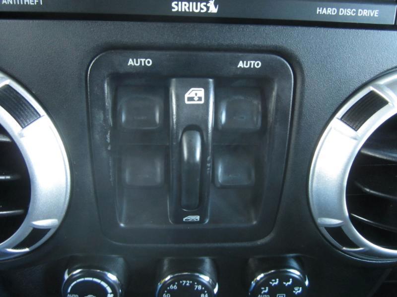 Jeep Wrangler 4WD 4dr Unlimited Sahara 2015