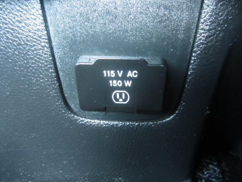 Jeep Wrangler 4WD 4dr Unlimited Sahara 2015