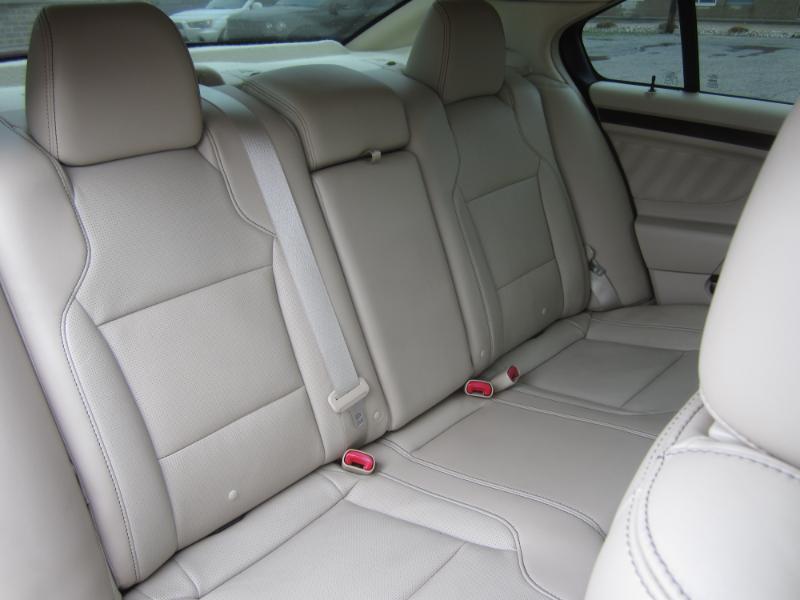 Ford Taurus Limited 2013