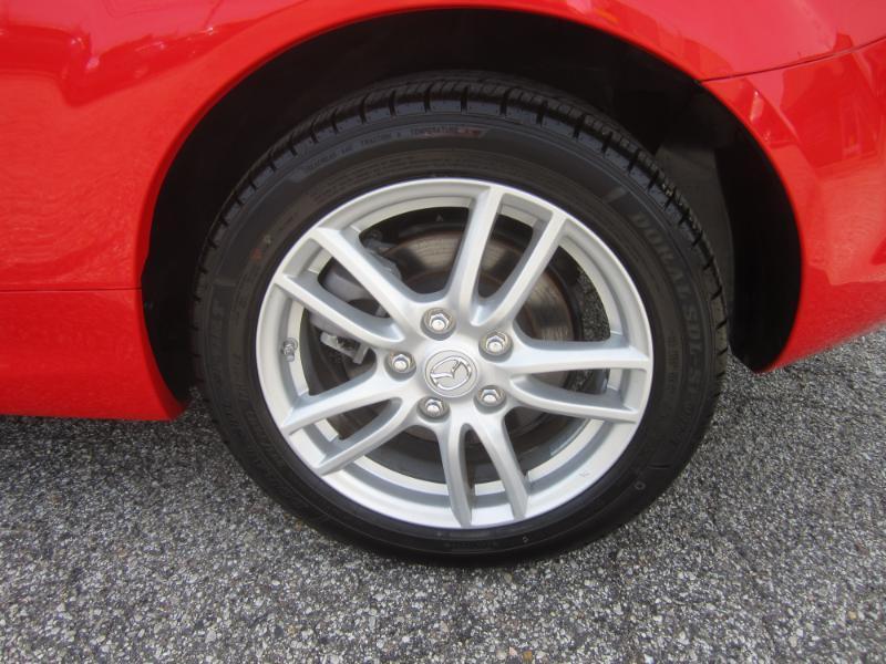 Mazda MX-5 Miata 2dr Conv Man Sport 2010