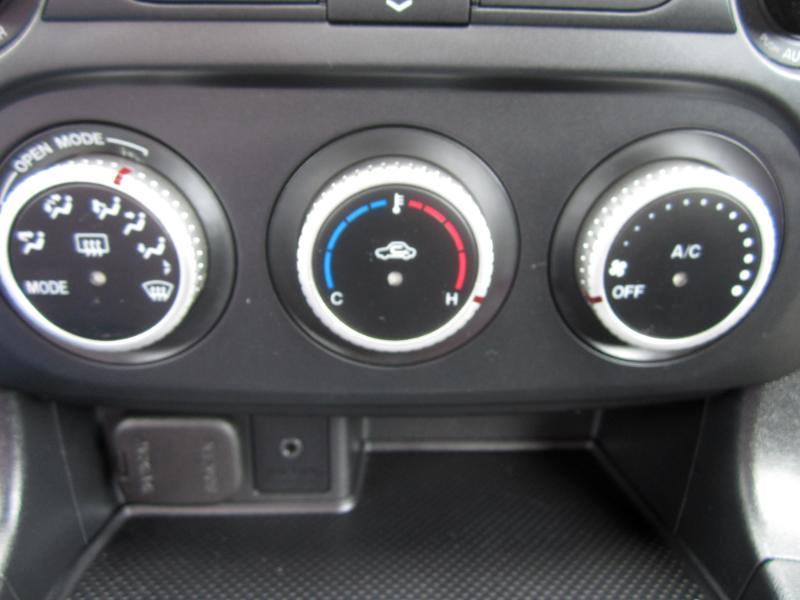 Mazda MX-5 Miata 2dr Conv Man Sport 2010